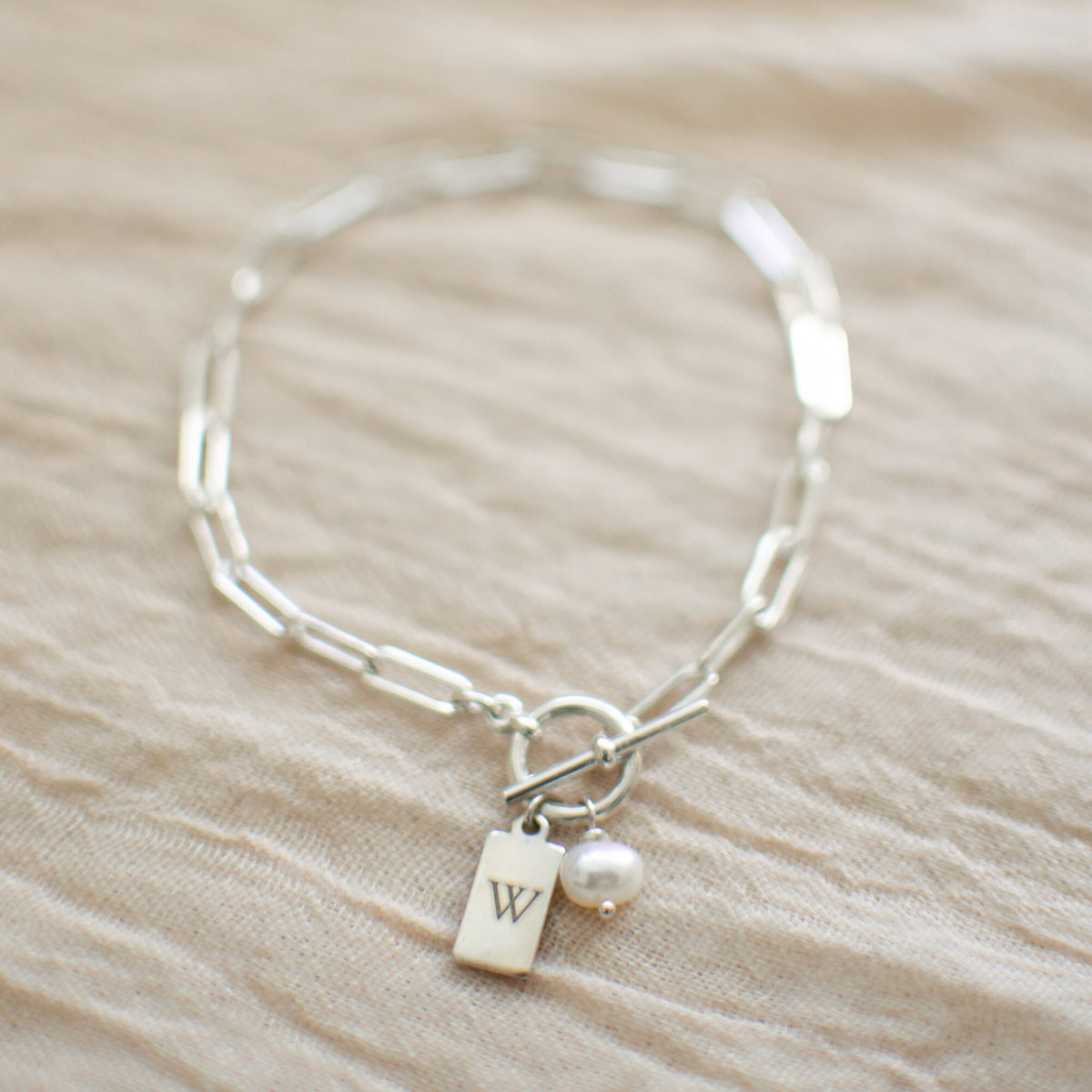 Personalized Sterling Silver Mini Tag and Pearl Bracelet - Bold Link Paperclip Bracelet with Toggle Closure