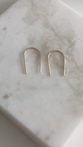 Simple Horseshoe Threader Earrings • 14k Gold Filled Threader Earrings • Tiny Threader Earring - Arc Earrings